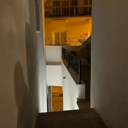 The Blue House Apartment