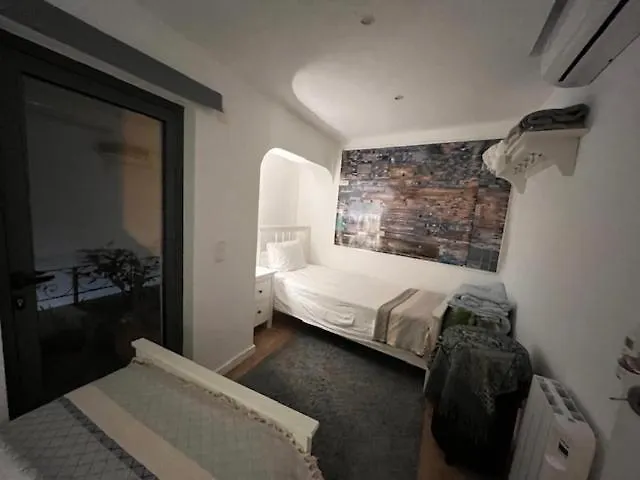 The Blue House 오양