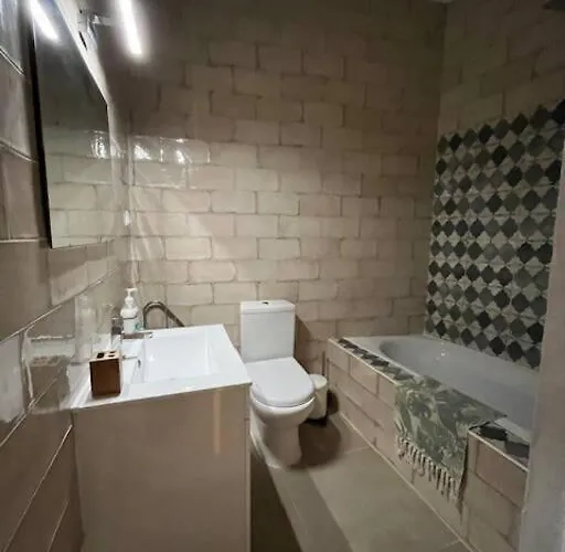 아파트 The Blue House