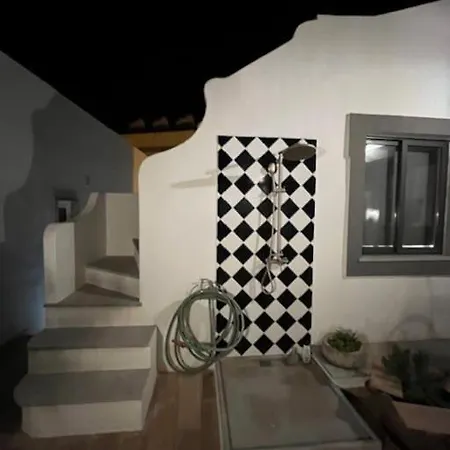 The Blue House Apartment *